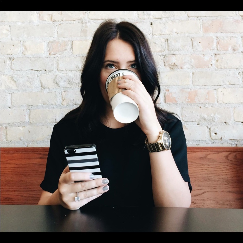 Meet your Posher, Emily